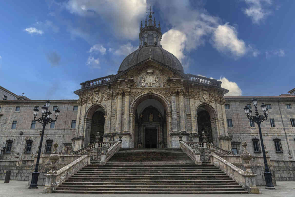 Guipúzcoa - Azpeitia 06 - santuario y basílica de San Ignacio de Loyola.jpg